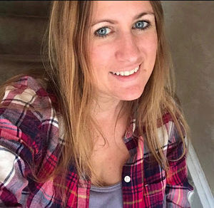 Meet your Posher, April